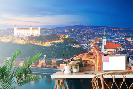 FOTOTAPETA VEČER V BRATISLAVĚ - TAPETY MĚSTA - TAPETY