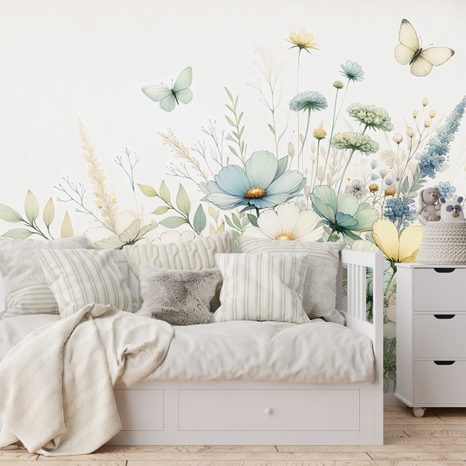 TAPETE PASTELLWIESENBLUMEN UND FLIEGENDE SCHMETTERLINGE - TAPETEN MIT BLUMENMOTIVEN - TAPETEN