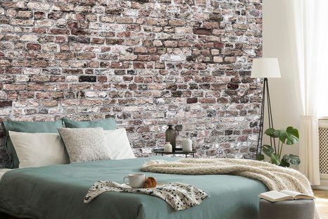 FOTOTAPETE CHARME DER ABGENUTZTEN ZIEGELSTEINE - TAPETEN IN ZIEGELSTEIN-, STEIN- UND BETONOPTIK - TAPETEN