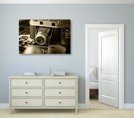 OBRAZ STARÝ FOTOAPARÁT V SÉPIOVÉM PROVEDENÍ - ČERNOBÍLÉ OBRAZY - OBRAZY
