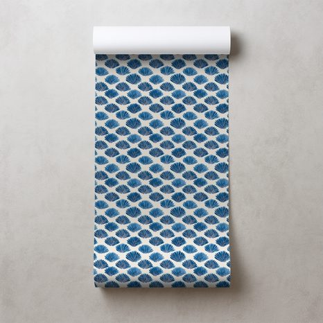 TAPETA MODRÉ MUŠLE NA BÍLÉM POZADÍ - VZOROVANÉ TAPETY - TAPETY