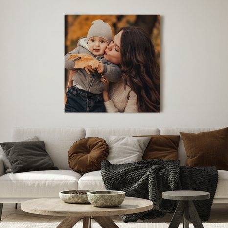 OBRAZ Z VLASTNÍ FOTOGRAFIE NA PLÁTNĚ – RODINNÁ FOTKA ZAVĚŠENÁ V OBÝVACÍM POKOJI - FOTOOBRAZ 📤