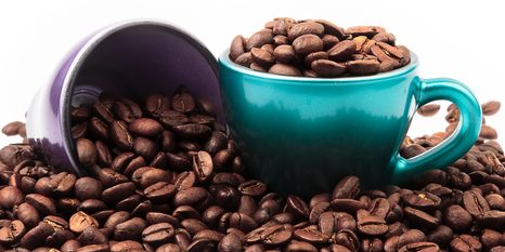 TABLOU CEȘTI CU BOABE DE CAFEA - TABLOURI BĂUTURI ȘI MÂNCARE - TABLOURI