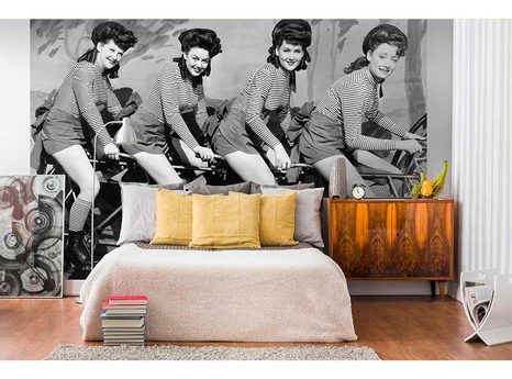 FOTOTAPETA ŽENY NA BICYKLI - TAPETY - 🔥 TOTÁLNY VÝPREDAJ