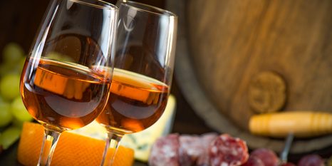 WANDBILD ROSÉWEIN IN GLÄSERN - BILDER VON ESSEN UND GETRÄNKEN - BILDER