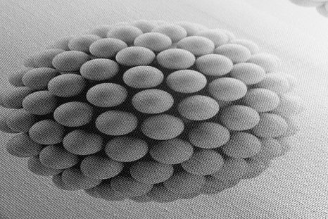 КАРТИНА НА ПЛАТНО – ЧЕРНО-БЕЛИ КЪЛБЕТА В ПРОСТРАНСТВОТО - ЧЕРНО-БЕЛИ КАРТИНИ - КАРТИНИ