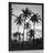 Plagát kokosové palmy na pláži v čiernobielom prevedení