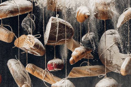 CANVAS PRINT HANGING PASTRIES ON A ROPE - PICTURES OF FOOD AND DRINKS - PICTURES