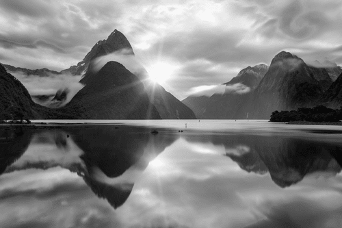 CANVAS PRINT BEAUTIFUL SUNRISE IN NEW ZEALAND IN BLACK AND WHITE - BLACK AND WHITE PICTURES - PICTURES