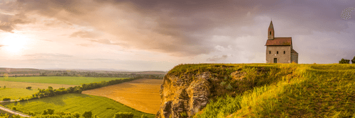 TABLOU BISERICĂ VECHE ÎN NITRA - TABLOU NATURĂ ȘI PEISAJE NATURALE - TABLOURI