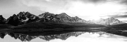 CANVAS PRINT WONDERFUL SUNSET OVER THE MOUNTAINS IN BLACK AND WHITE - BLACK AND WHITE PICTURES - PICTURES