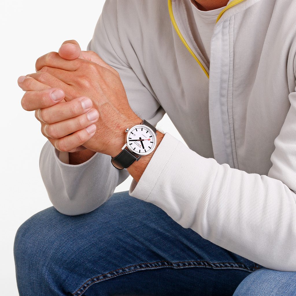 Mondaine classic automatic 40mm cheap