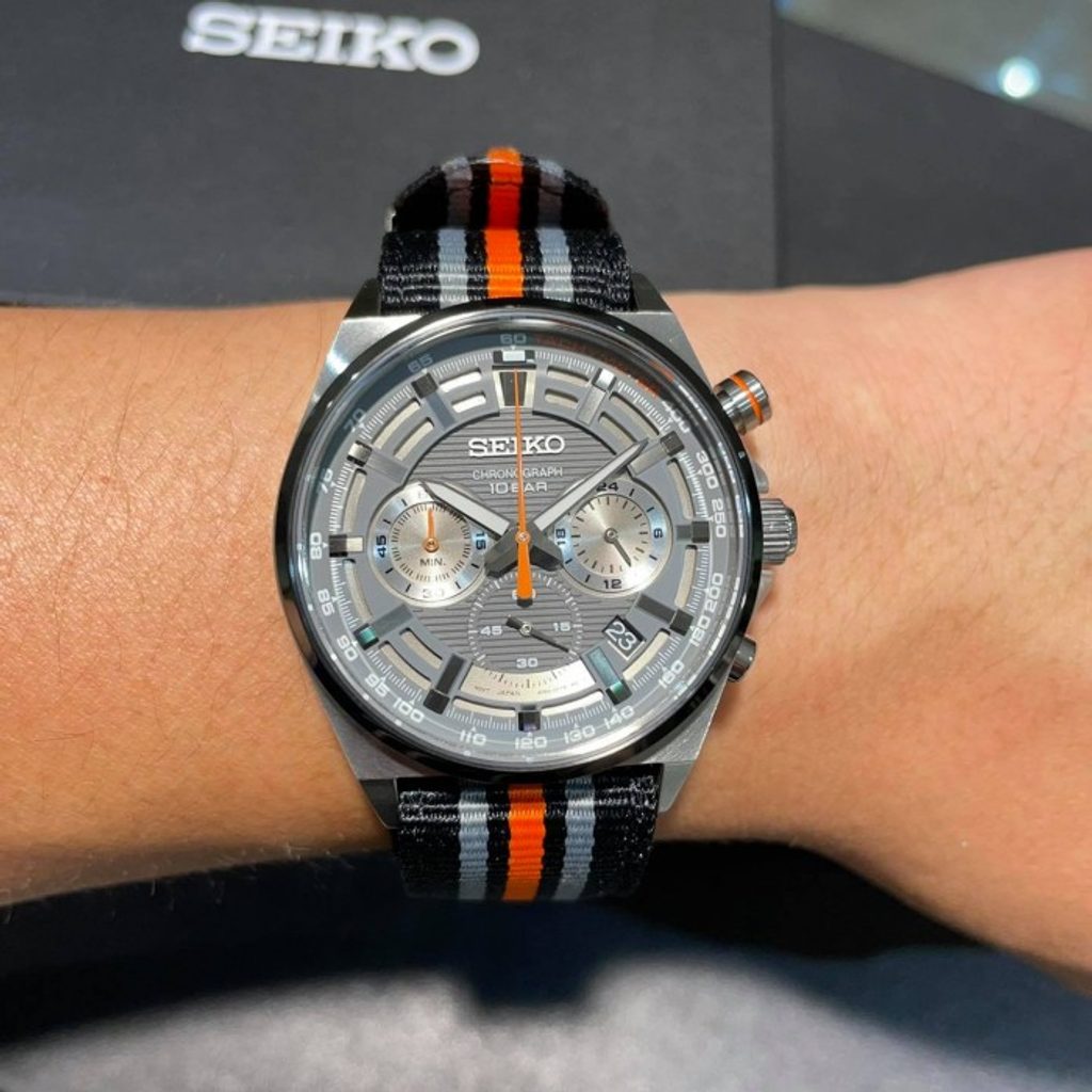 Quartz Chronograph Seiko SSB403P1