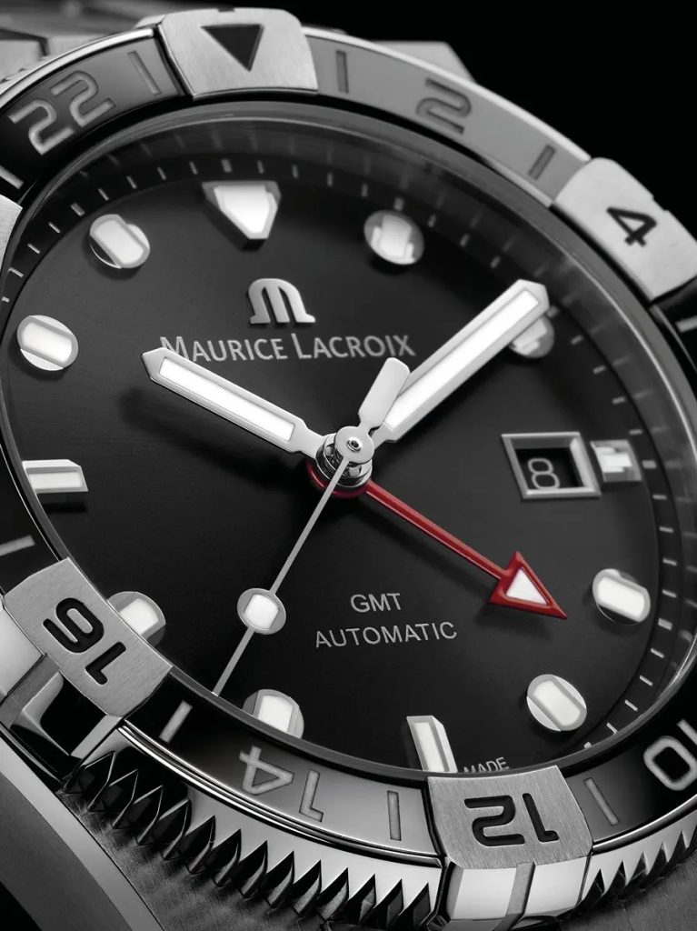 Maurice Lacroix Aikon Venturer GMT AI6158-SS002-330-1 | Helveti.eu