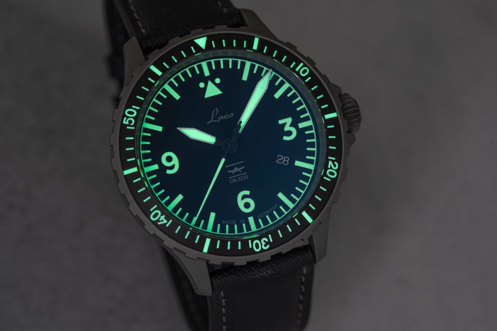 Sinn din 8330 cheap