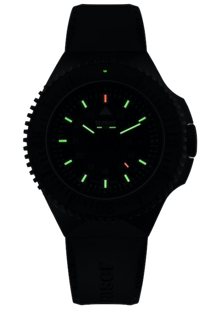 Traser P69 Black Stealth Black Rubber Helveti.eu