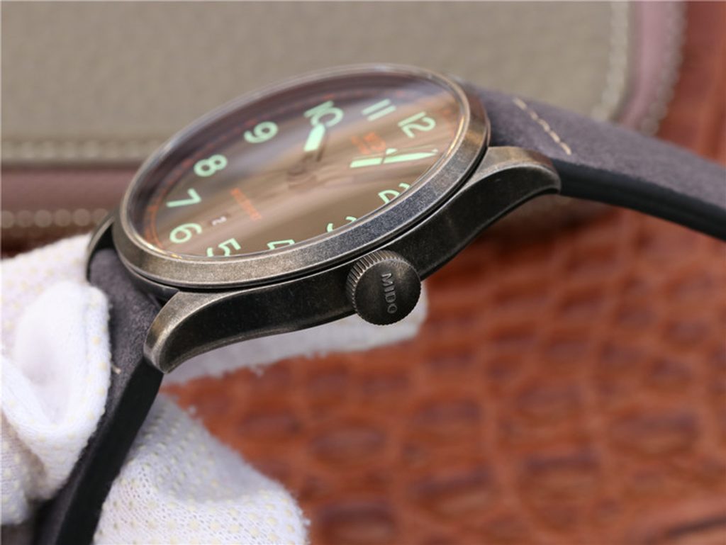 mido field watch