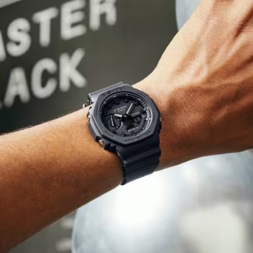 Casio G-Shock GA-2140RE-1AER 40th Anniversary Remaster Black