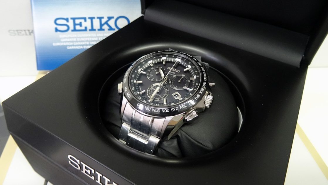 Seiko Astron SSE003J1 