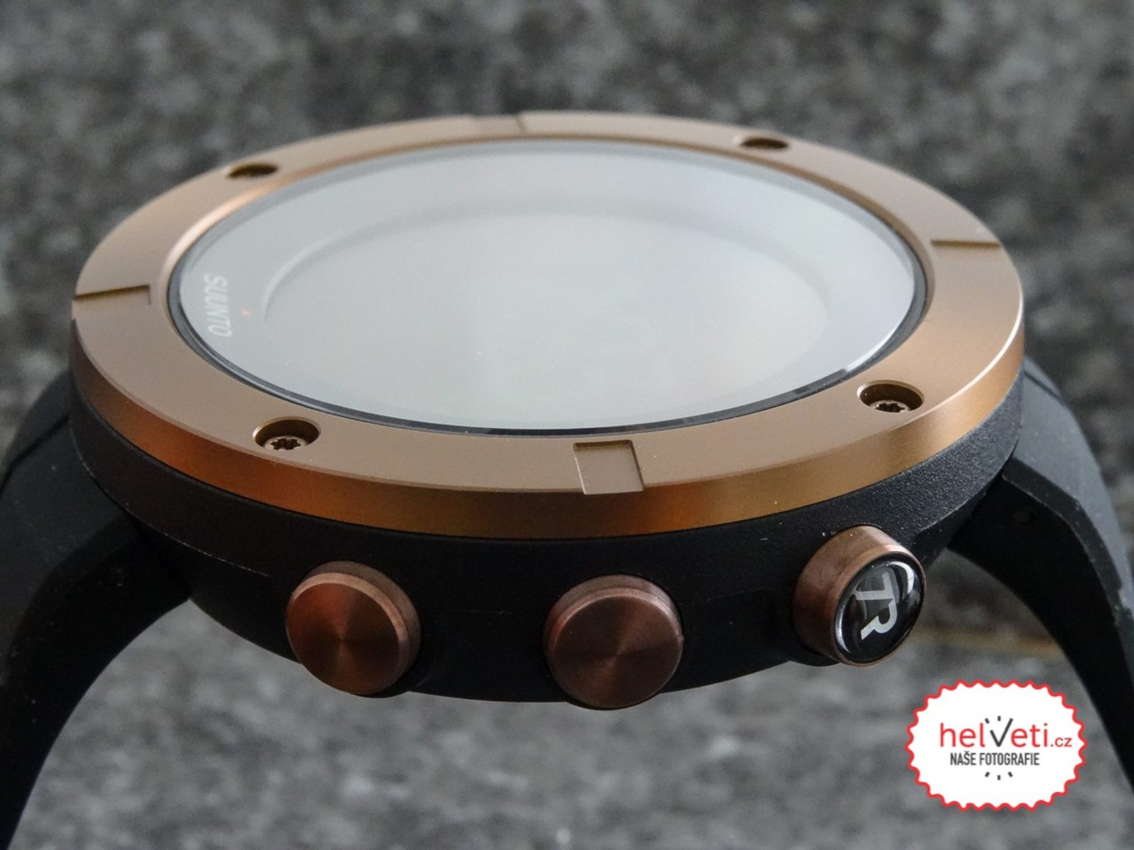 SUUNTO KAILASH COPPER 腕時計 楽天市場】【SU01】SUUNTO/スント KAILASH/カイラッシュ チタン製多