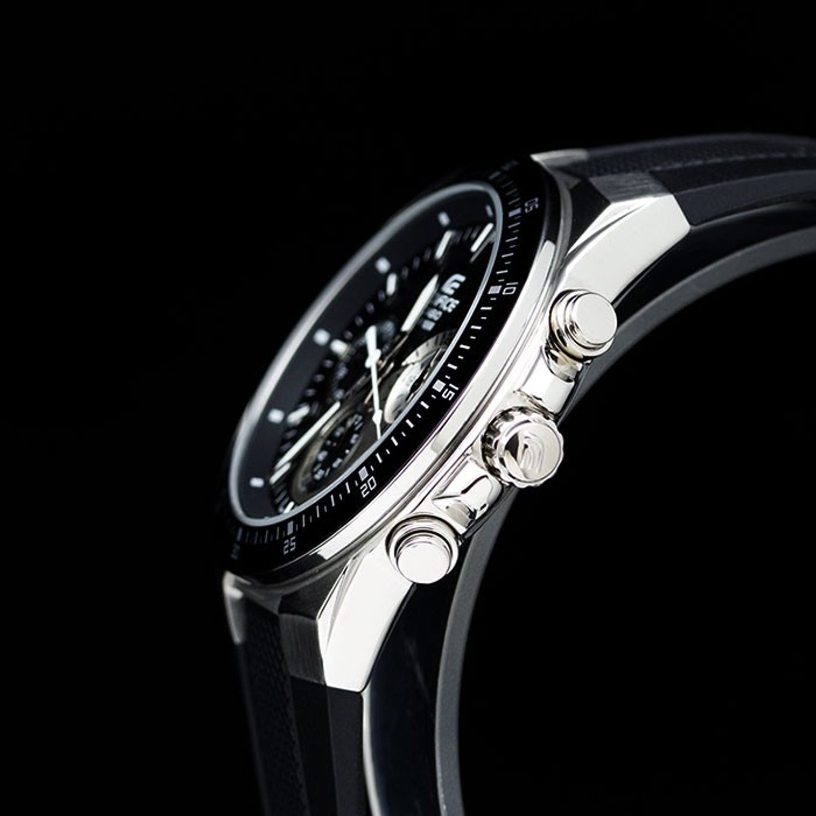 Casio EF-552-1AVEF | Helveti.eu | Helveti – Víc než hodinky