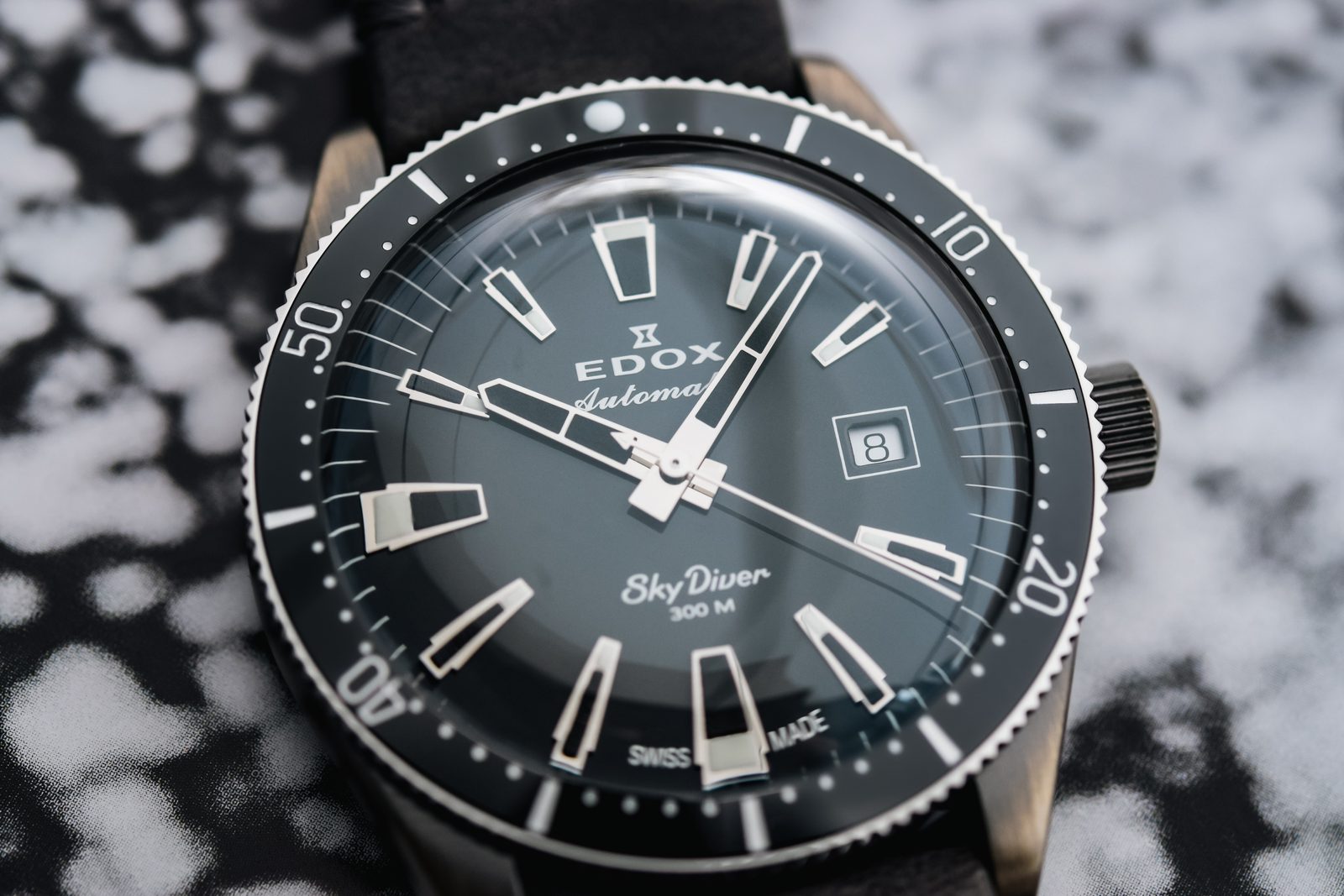 EDOX Skydiver Date Automatic 80126-3VIN-GDN Limited Edition