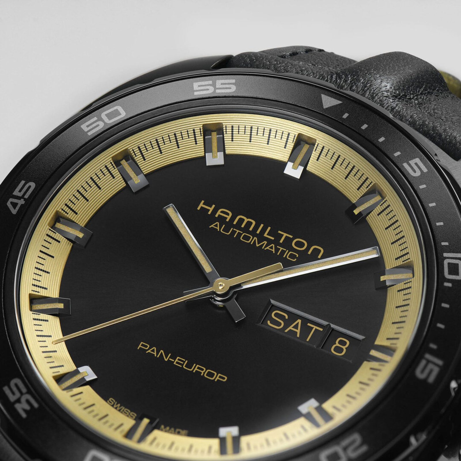 Hamilton American Classic Pan Europ Black & Gold Auto H35425730