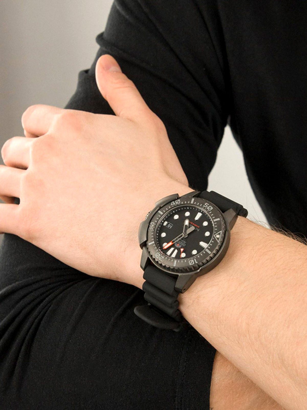 Orient Sports M-Force RA-AC0L03B | Helveti.eu | Helveti – Víc než 