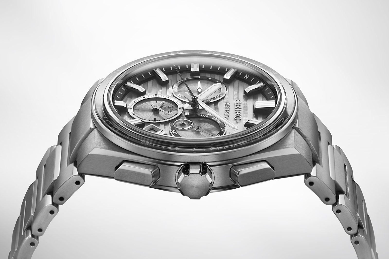 Seiko Astron Uhren Mineral Crystal All Stainless Steel SPORT Watch