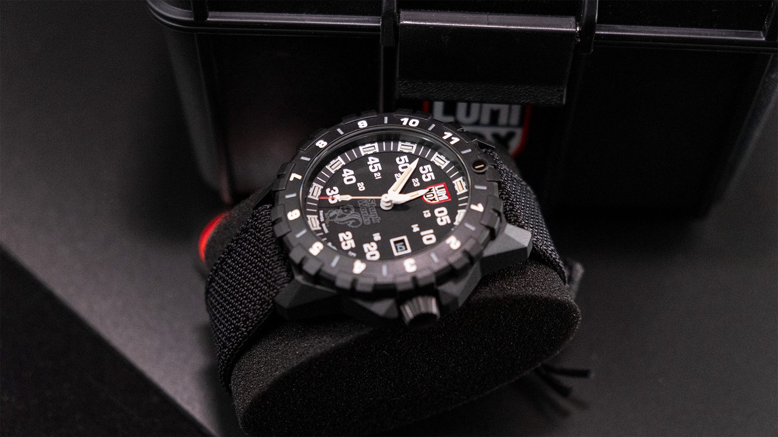 Luminox F-117 Nighthawk™ x Skunkworks® Heritage XA.6442.H | Helveti.eu