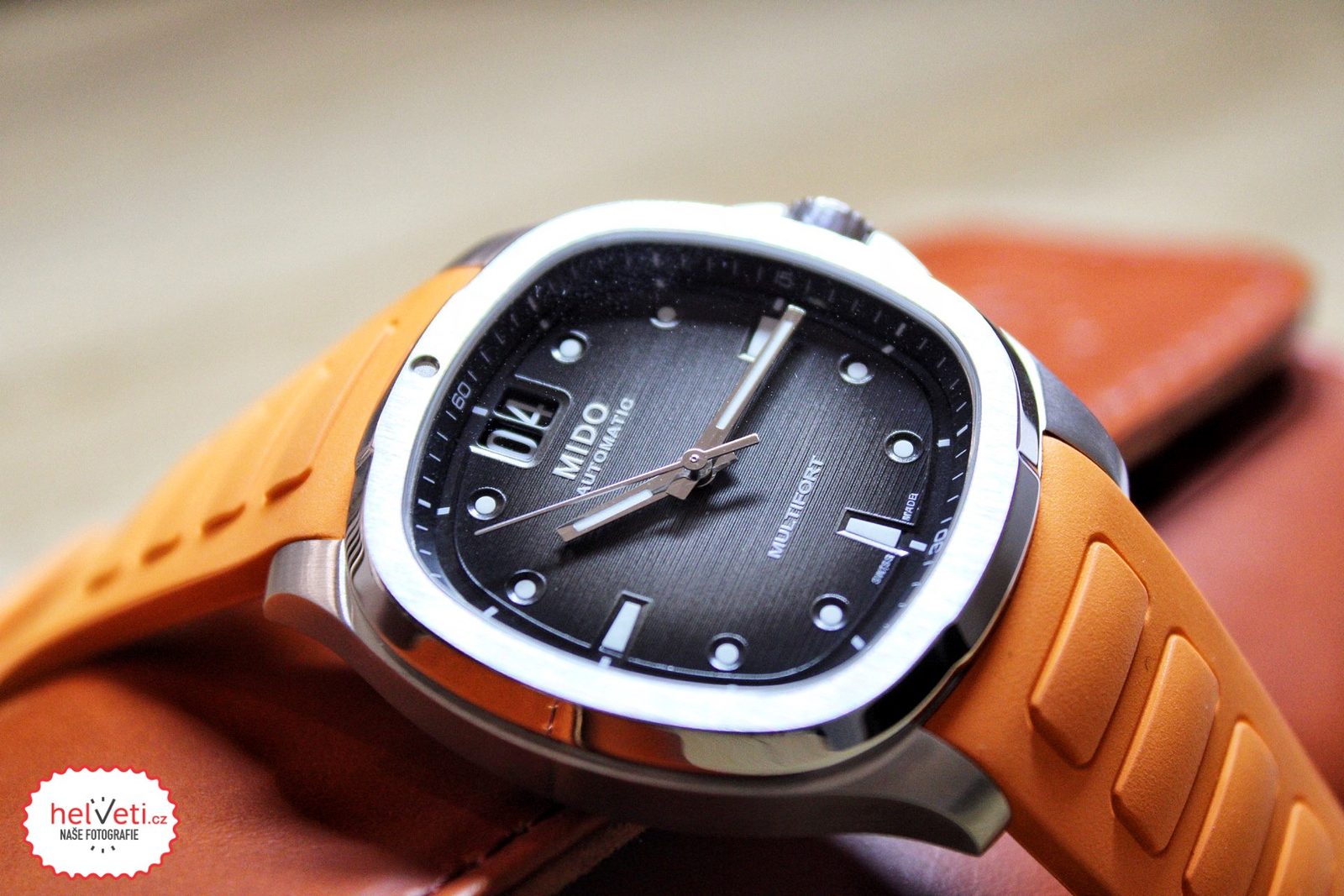 mido multifort titanium