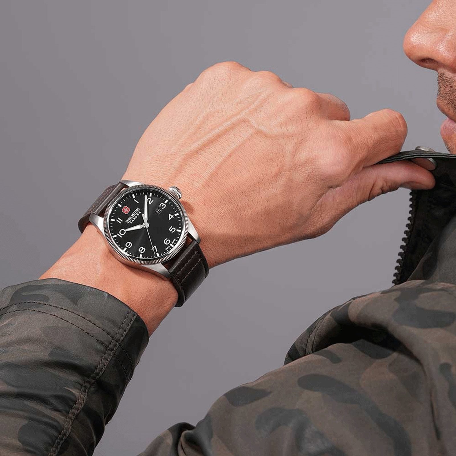 Swiss Military Hanowa Thunderbolt - Orologio Uomo Al Quarzo Svizzero, Cassa 43mm Acciaio, Cinturino Pelle, Vetro Zaffiro