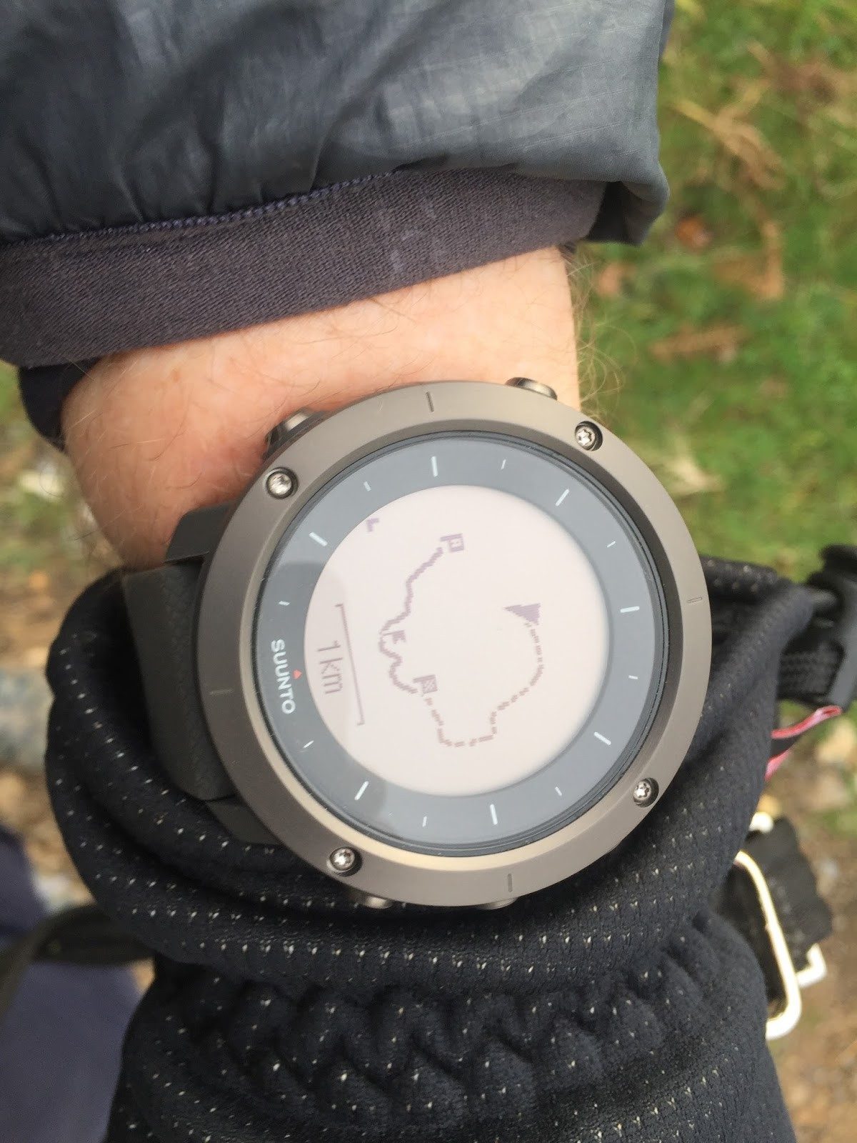Suunto Traverse Graphite SS022226000 | Helveti.cz | Helveti – Víc