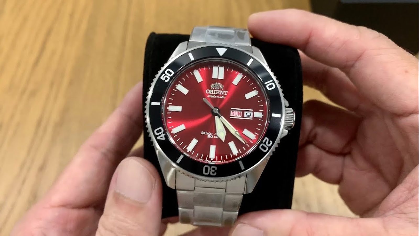 Orient Kano RA-AA0915R | Helveti.eu | Helveti – Víc než hodinky