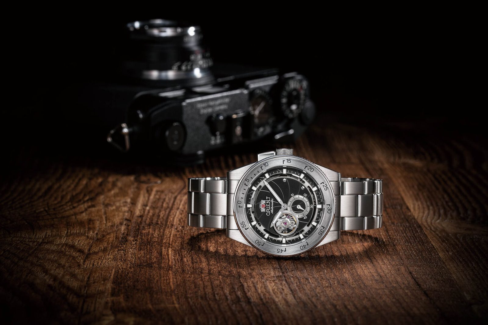 Orient Retro Future Camera RA-AR0201B