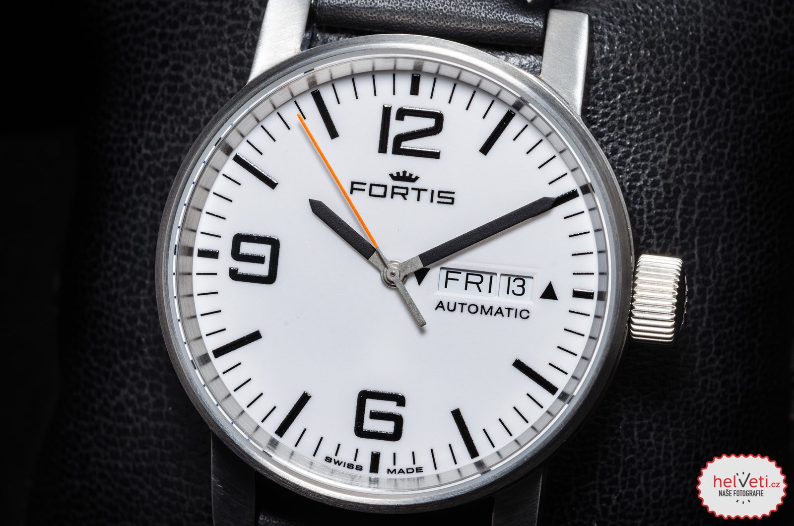 FORTIS デイト黒文字 SPACEMATIC 腕時計 ラバー 623 22（Fortis