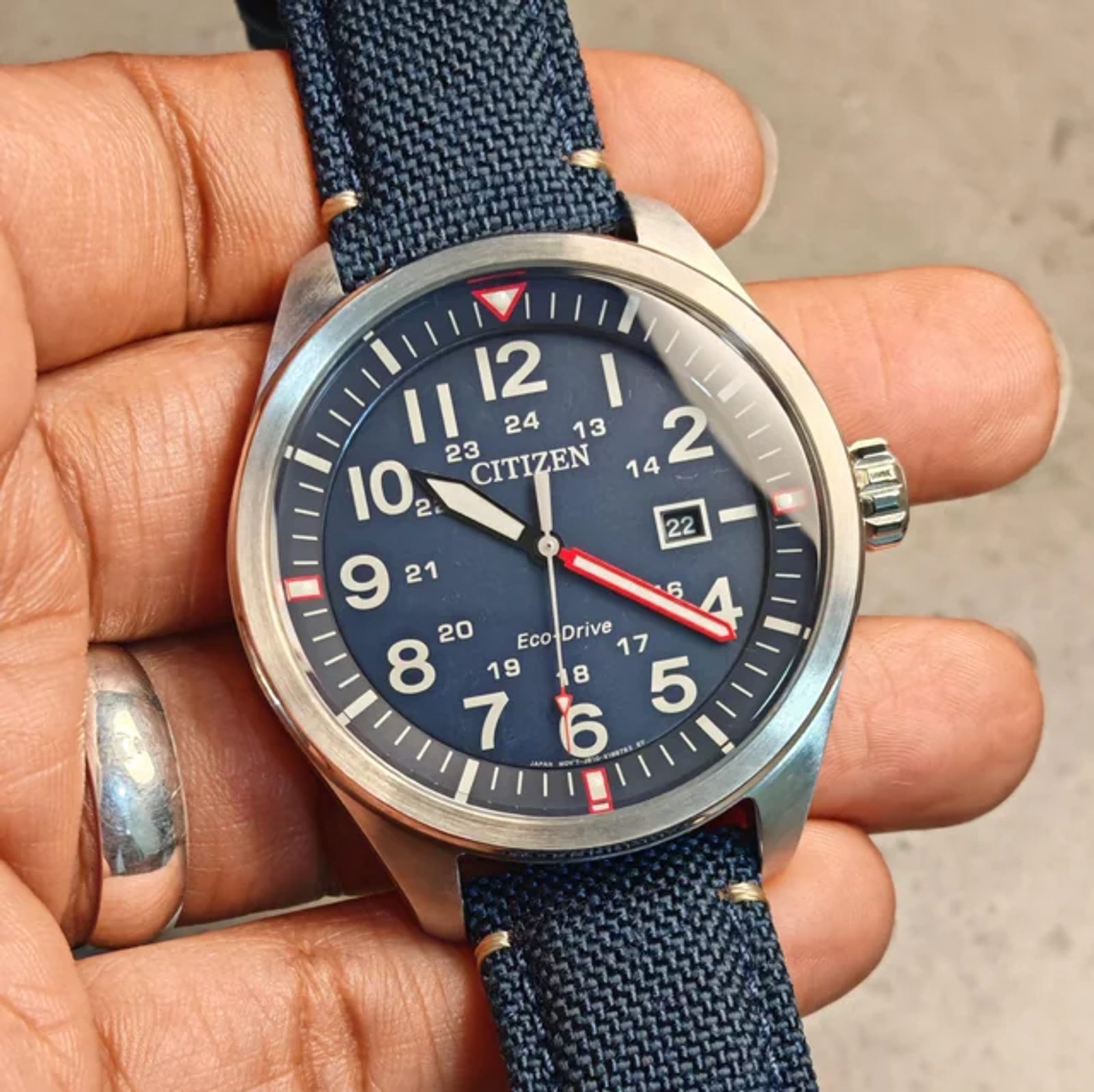 Citizen Eco-Drive AW5000-16L | Helveti.eu | Helveti – Víc než hodinky