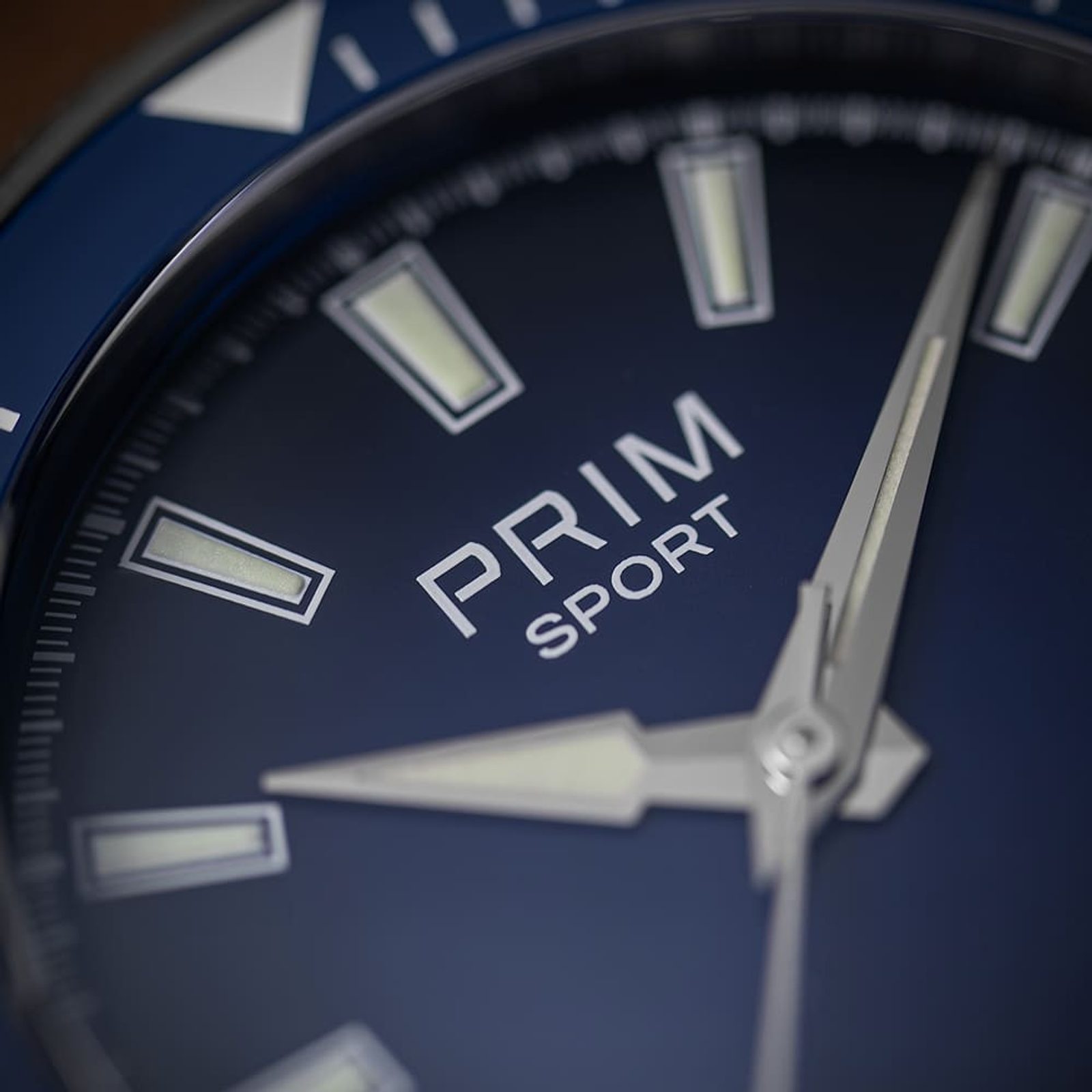 PRIM Sport 68 Automatic - F W01P.13255.F | Helveti.eu | Helveti – Víc ...