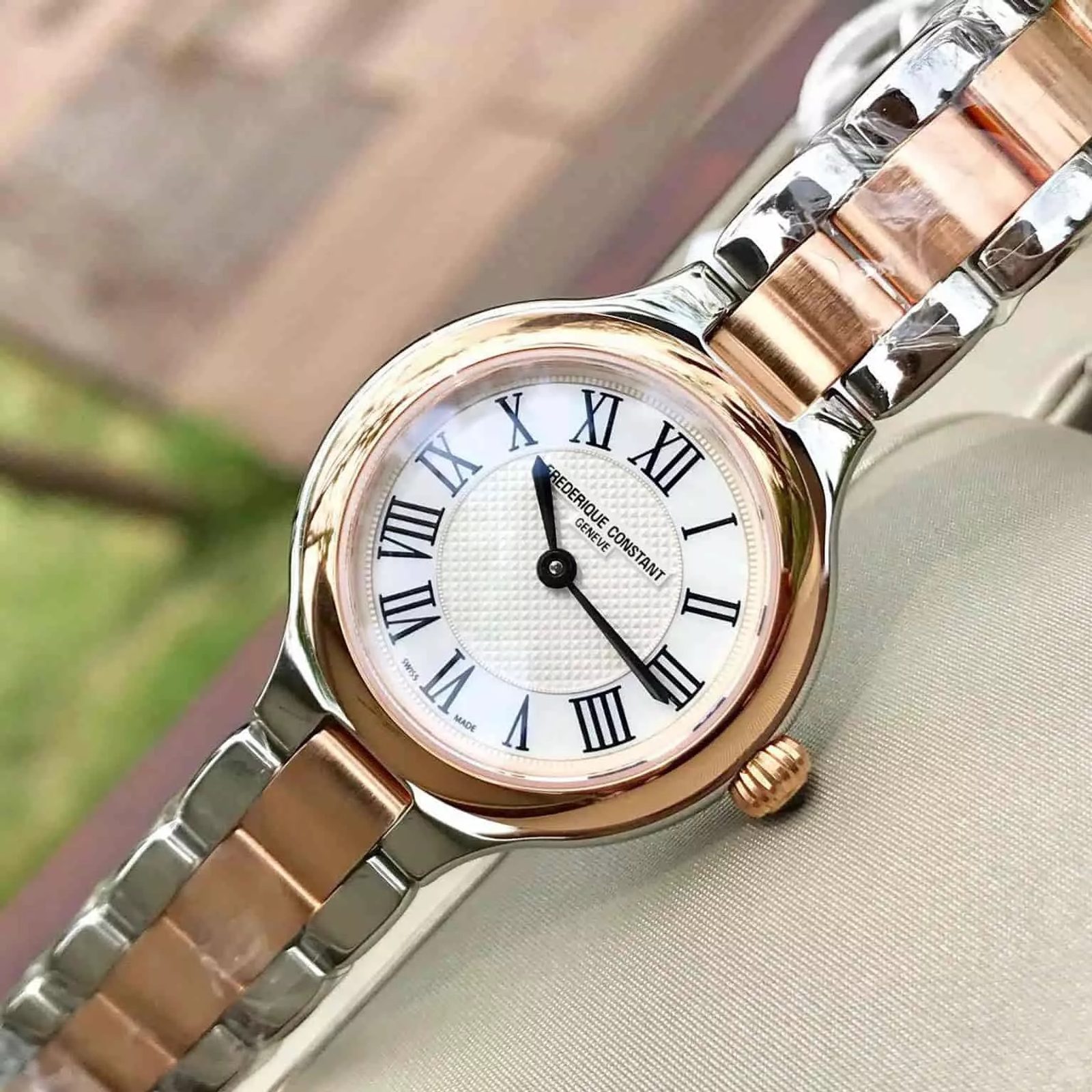 Frederique Constant Classics Delight Quartz FC-200M1ER32B