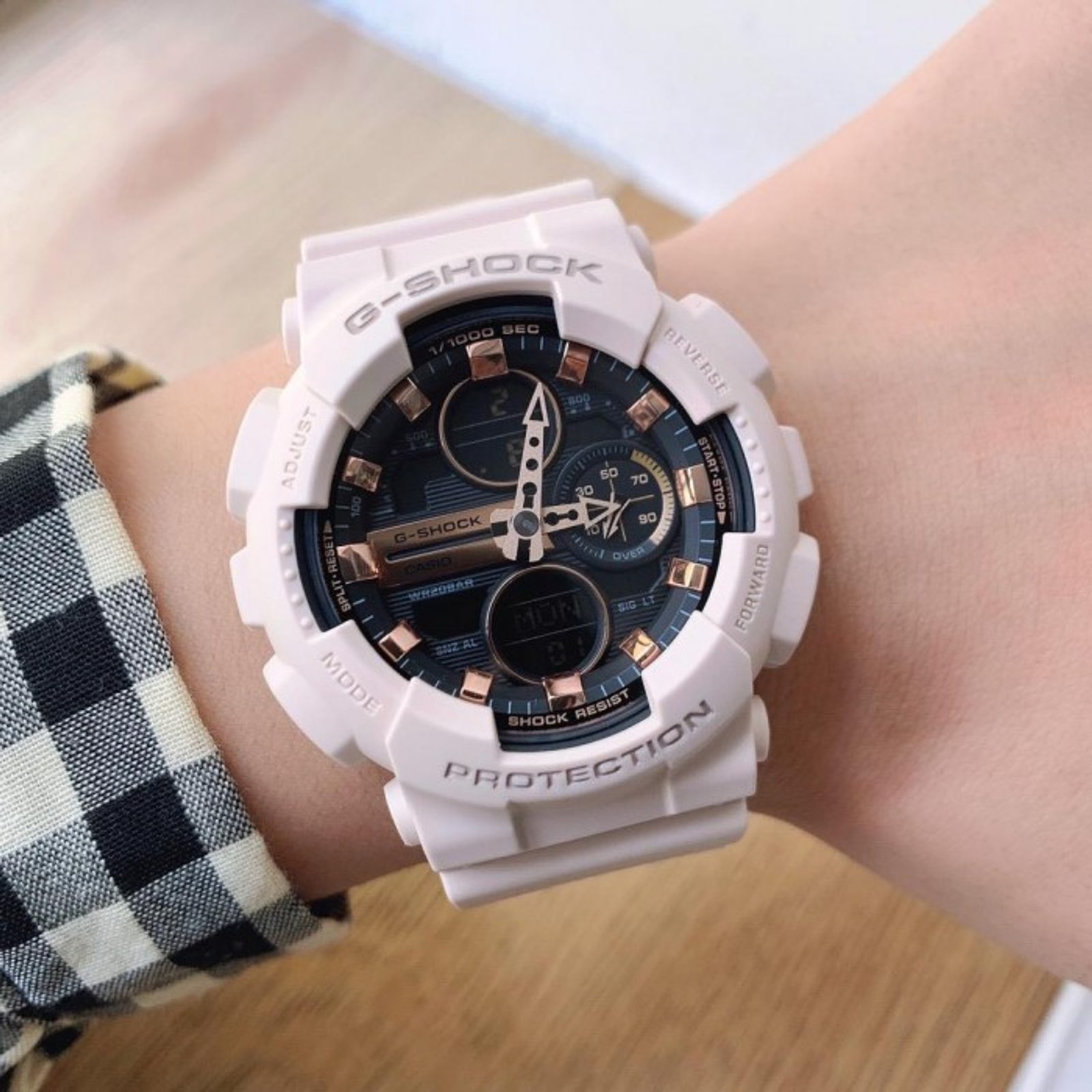 G-SHOCK Basic GMA-S140M-4AER Off White