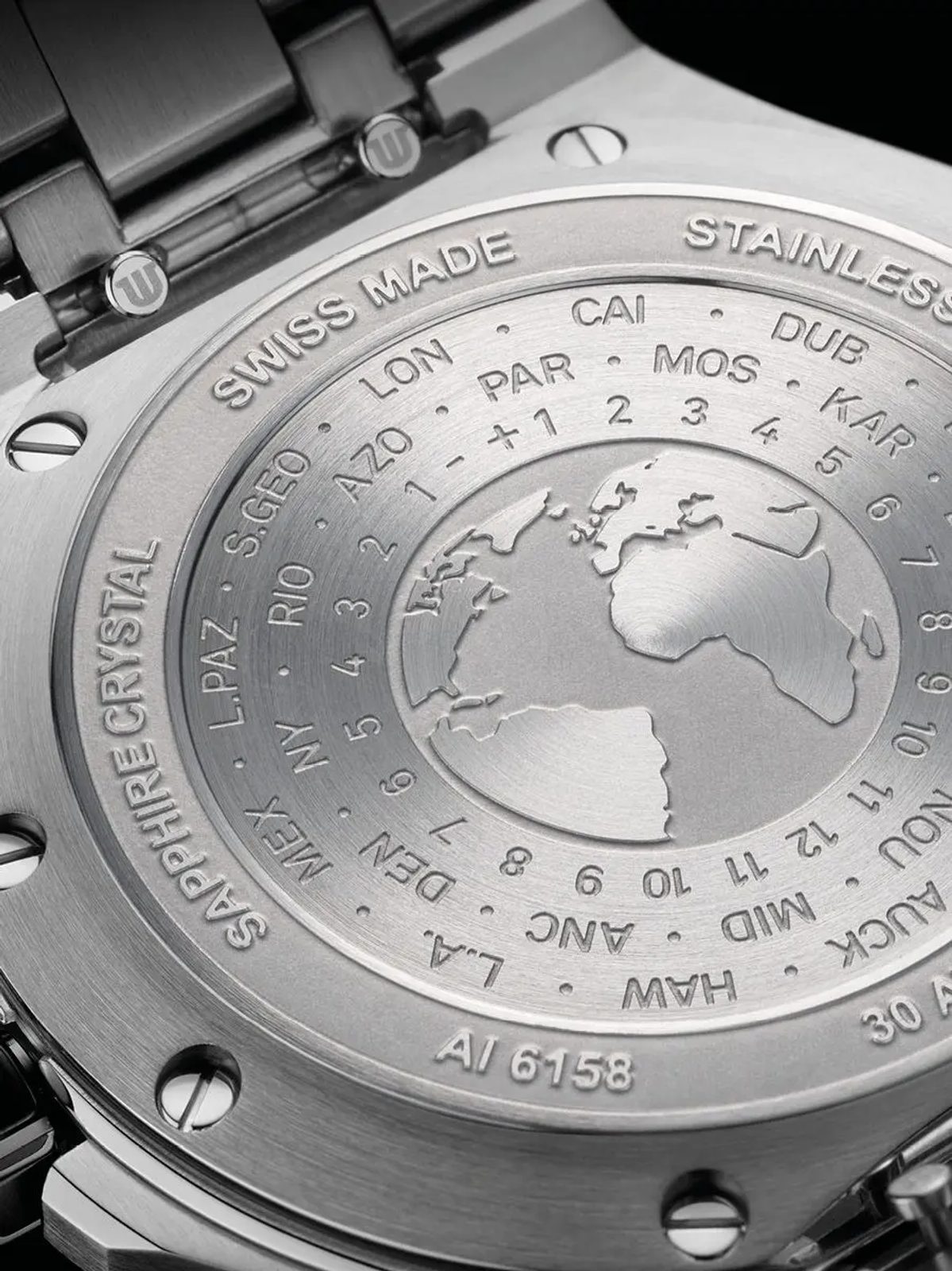 Maurice Lacroix Aikon Venturer GMT AI6158-SS001-330-2 | Helveti.eu