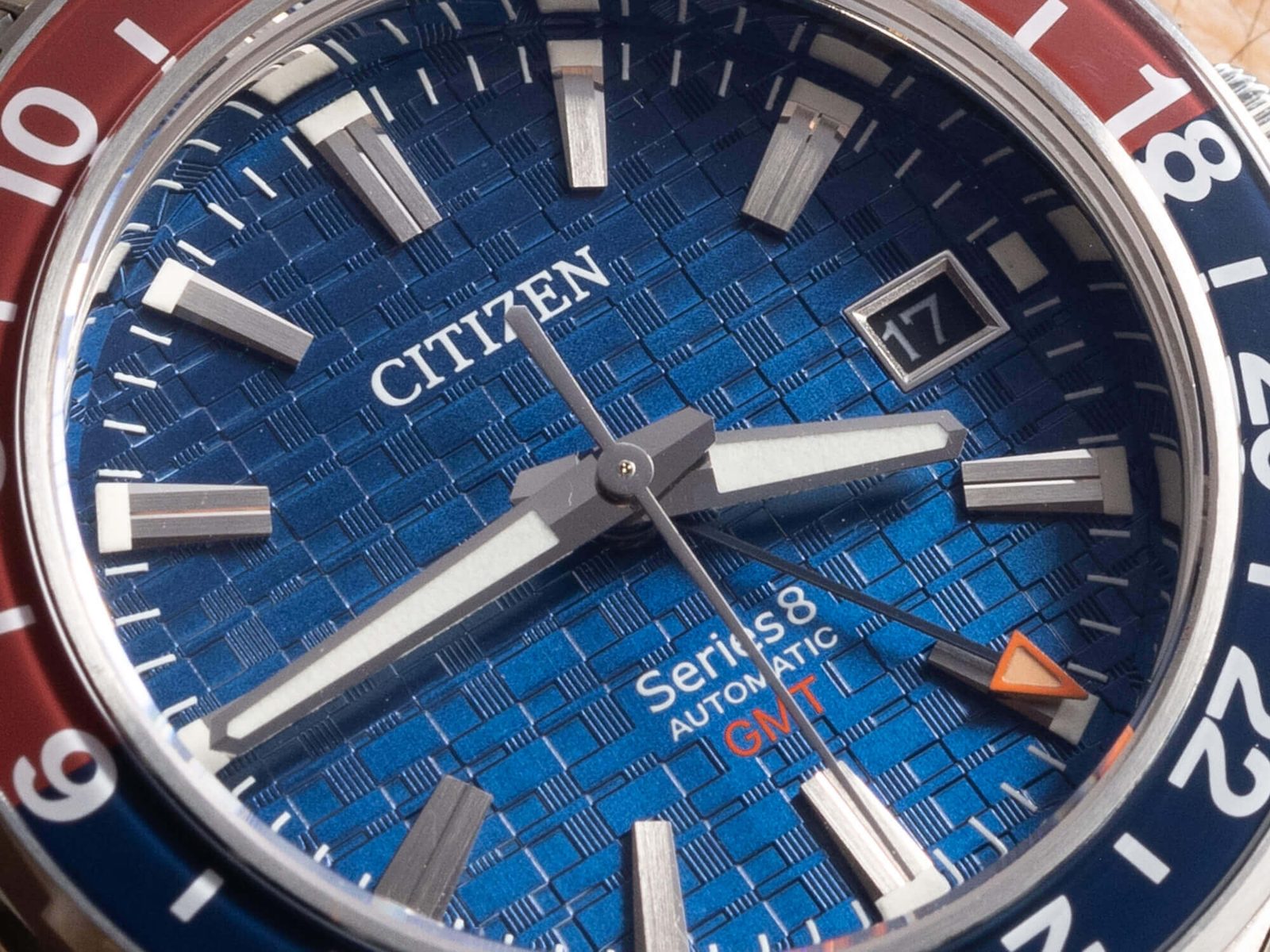 Montre Citizen Série 8 - NB6030-59L - Subtil Diamant