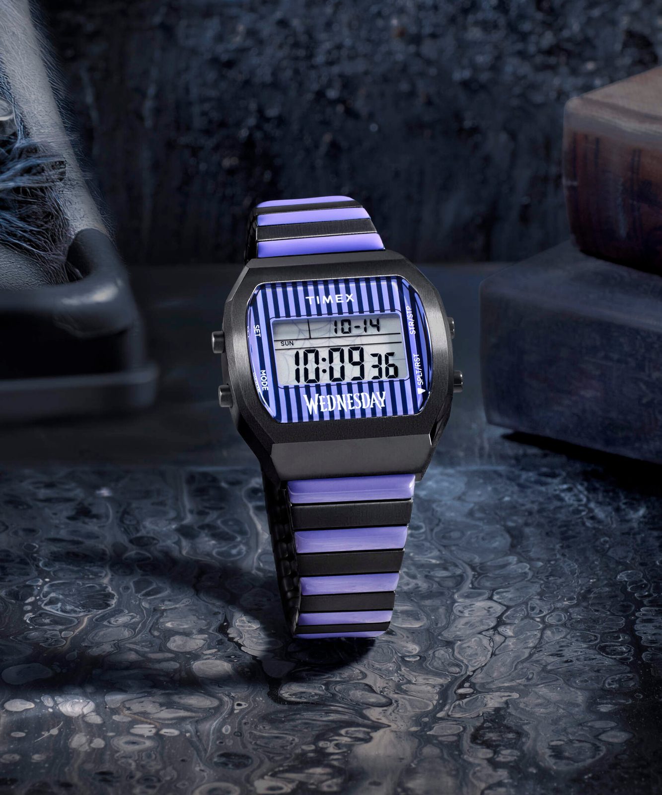 Timex Lab Collab Wednesday TW2Y19500QY | Helveti.cz | Helveti – Víc než ...