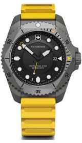 Montre Victorinox Swiss Army Quartz 242042 - Boîtier Acier 42 Mm, étanche 100 M, Bracelet Maille Argenté