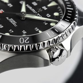 orologi meccanici uomo Hamilton Khaki Navy H82515330