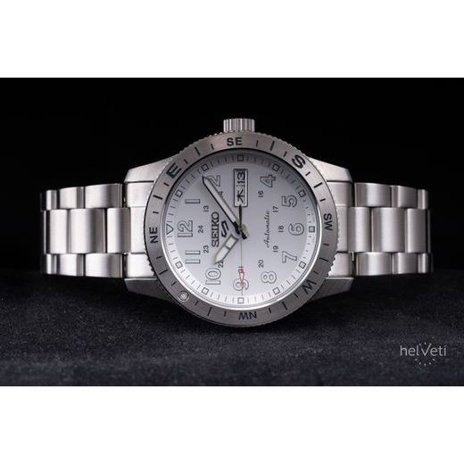SEIKO 5 SPORTS FIELD HDB007K1 - SEIKO 5 - ZNAČKY