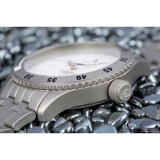 TRASER BÜCKER AUTOMATIC TITAN WHITE TITAN - TRASER - ZNAČKY