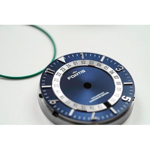 FORTIS VAGABOND V-40 BLUE DUSK COSC F6660002 - VAGABOND - ZNAČKY