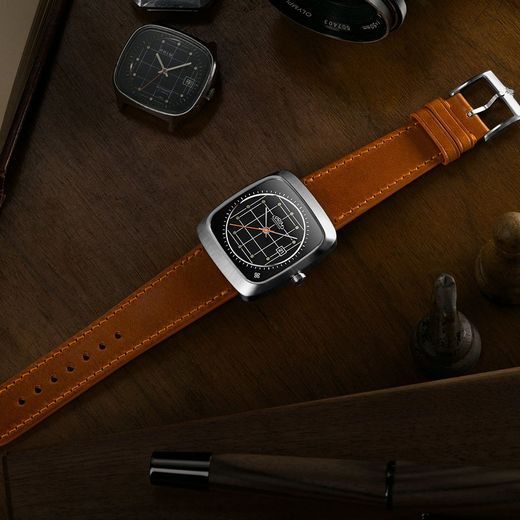 PRIM ELTON TV LE 98-988-525-00-1 - MANUFACTURE 1949 - BRANDS