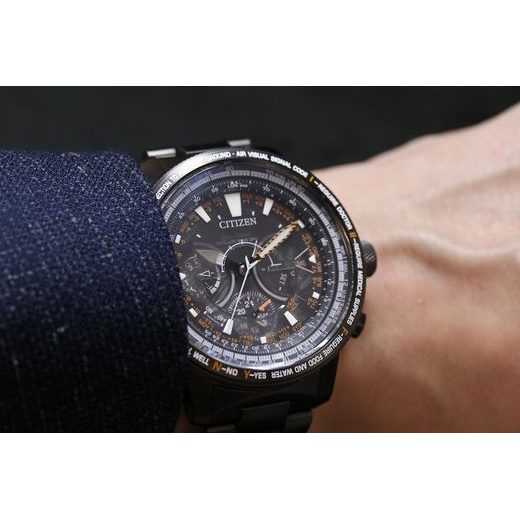 CITIZEN SATELLITE WAVE GPS ECO-DRIVE CC7015-55E - LIMITED EDITION BLACK - CITIZEN - ZNAČKY